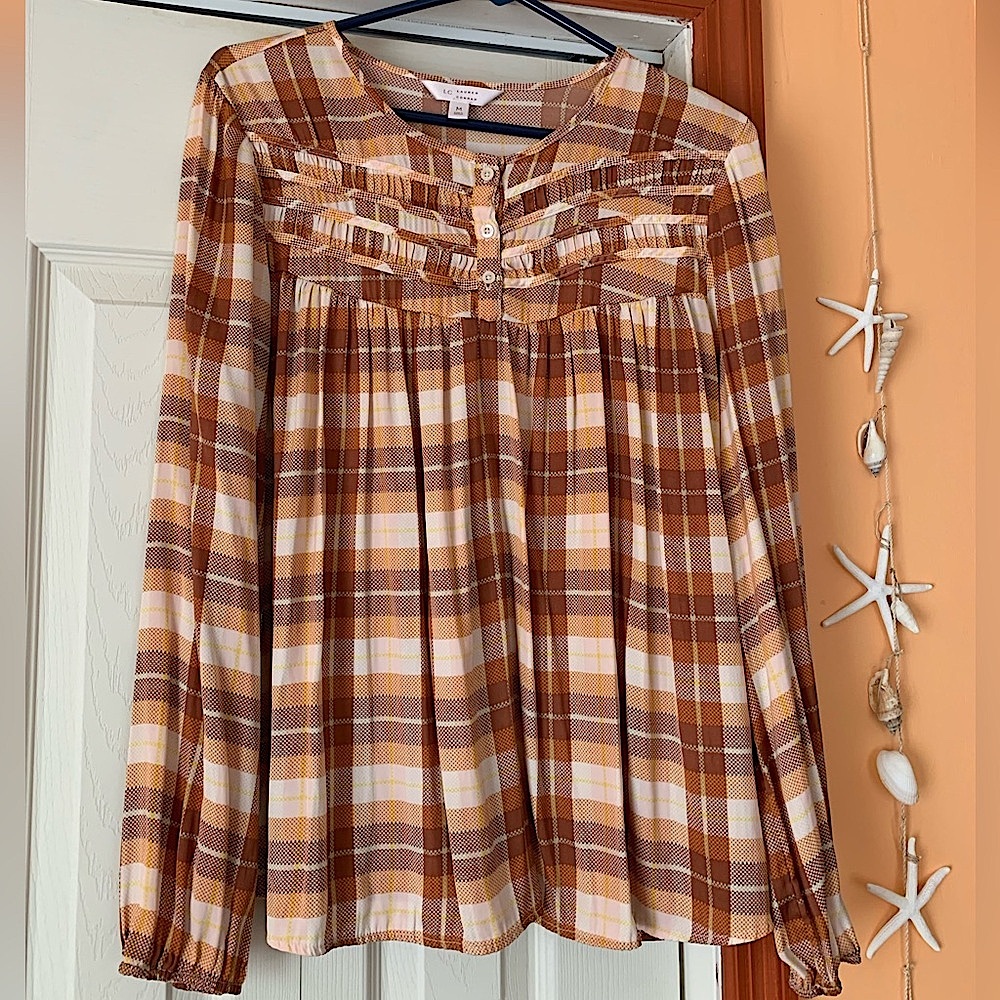 LC Lauren Conrad Women’s Brown Long Sleeve Silky Plaid Blouse Size Medium